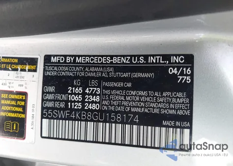 2016 Mercedes-Benz C 300 4Matic/Luxury 4Matic/Sport 4Matic z USA, uszkodzony, nr VIN 55SWF4KB8GU158174